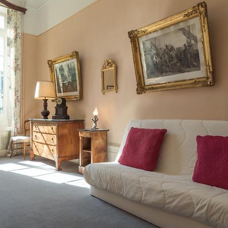 Château-Hôtel de Nieuil Extérieur photo