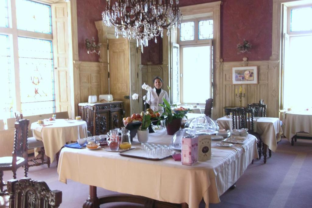 Château-Hôtel de Nieuil Extérieur photo