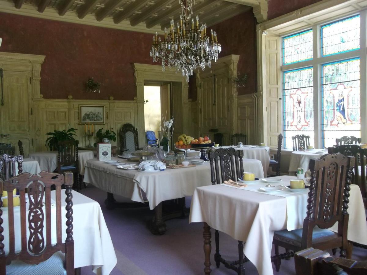 Château-Hôtel de Nieuil Extérieur photo